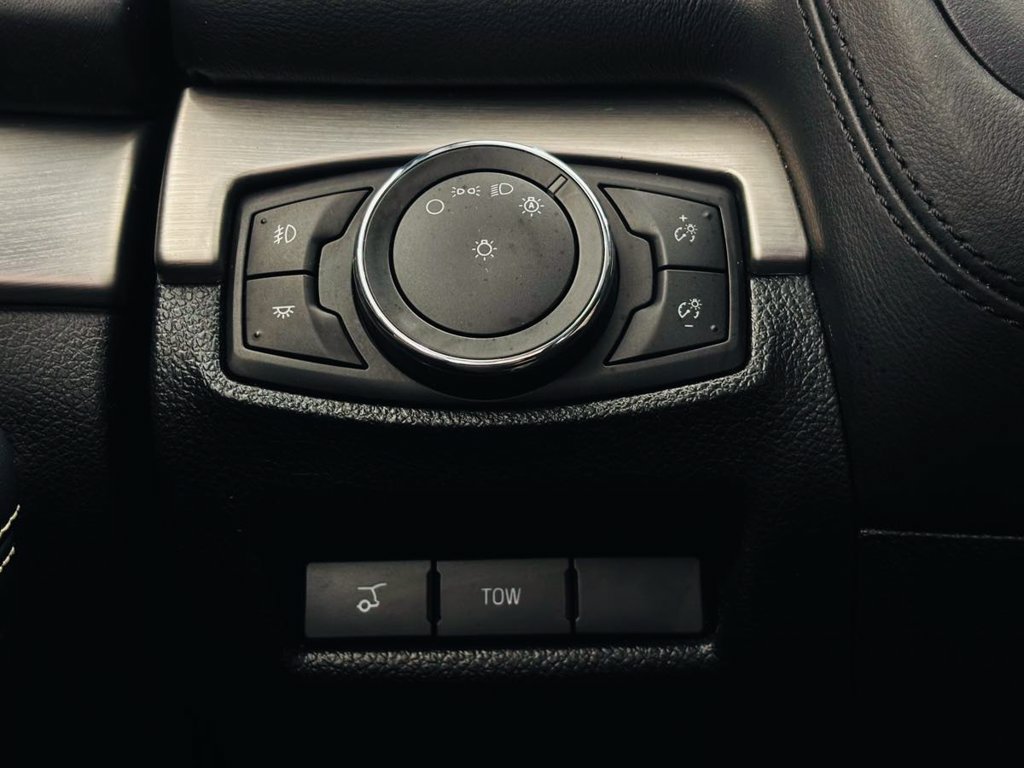 Used 2017 Ford Explorer Platinum AWD/4WD image 58