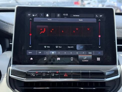 Certified 2022 Jeep Compass Limited AWD/4WD image 39