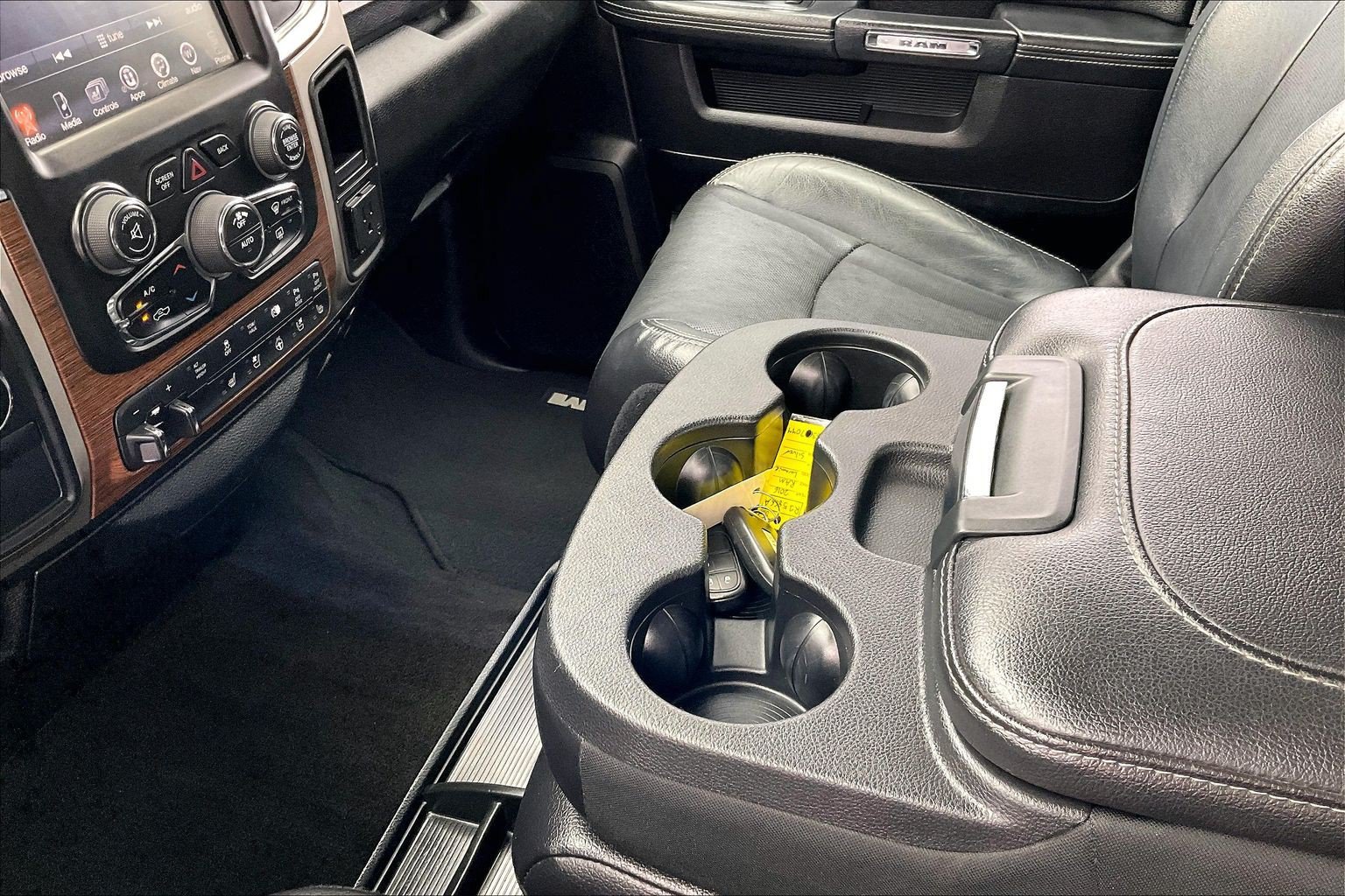 Used 2016 RAM 2500 Laramie AWD/4WD image 15