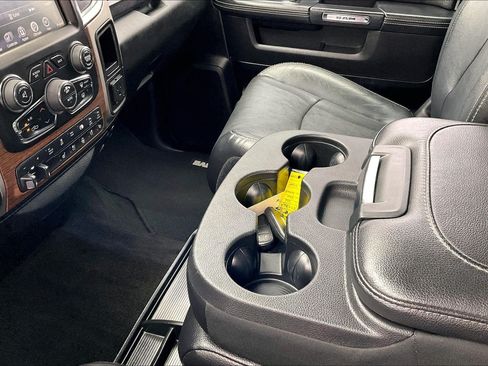 Used 2016 RAM 2500 Laramie AWD/4WD image 15