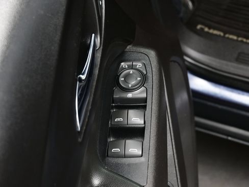 Used 2018 Chevrolet Equinox LT AWD/4WD image 10