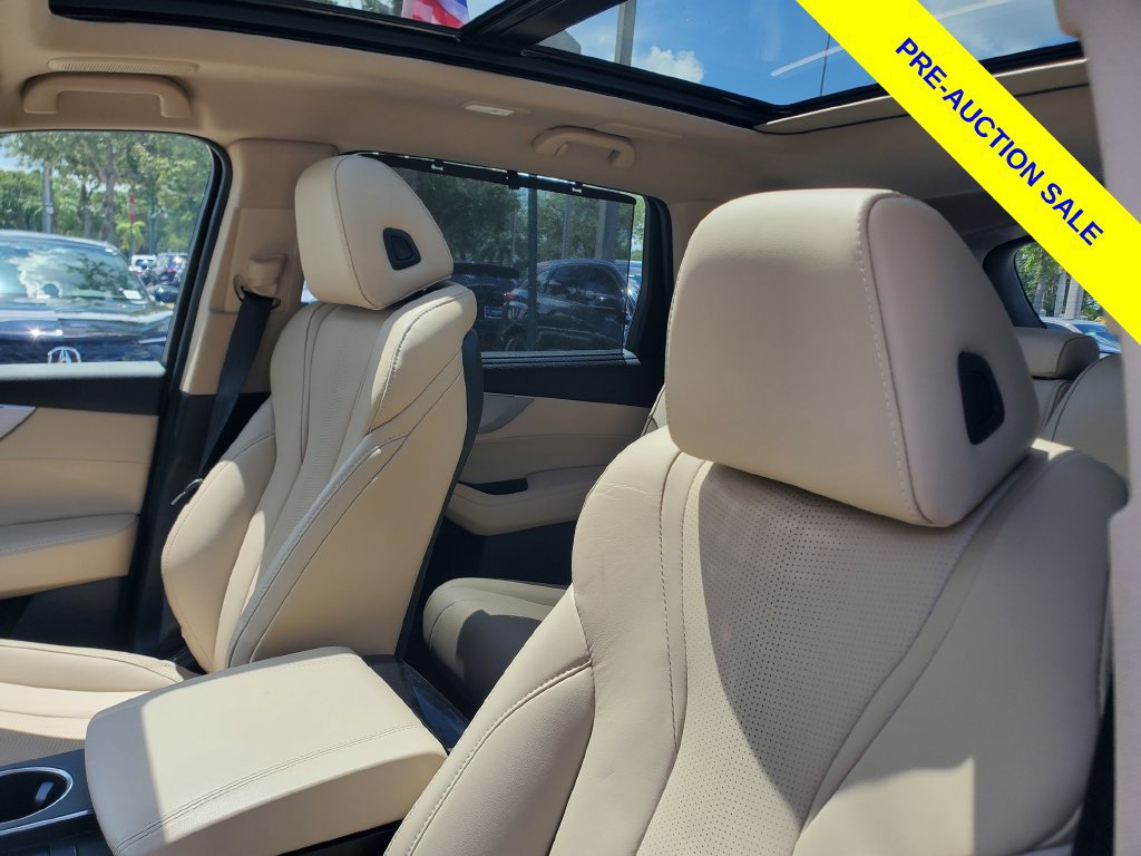 Used 2025 Acura MDX w/ Technology Package FWD image 17