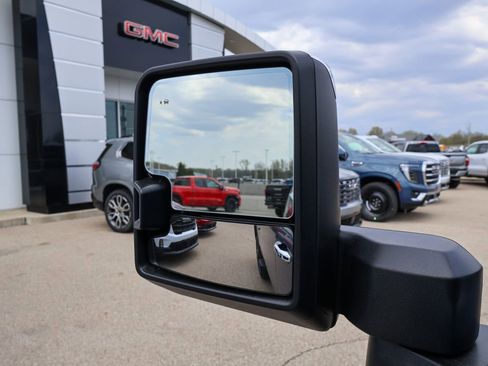New 2026 GMC Sierra 2500 Denali w/ Denali Reserve Package AWD/4WD image 29