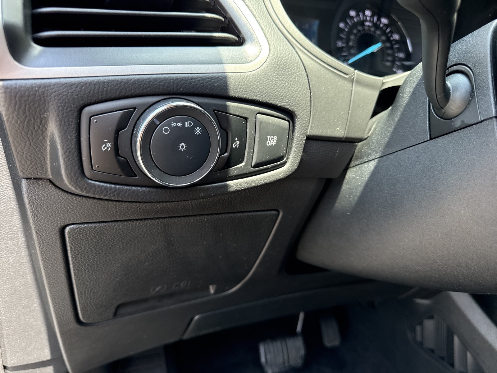 Used 2024 Ford Edge SE AWD/4WD image 18
