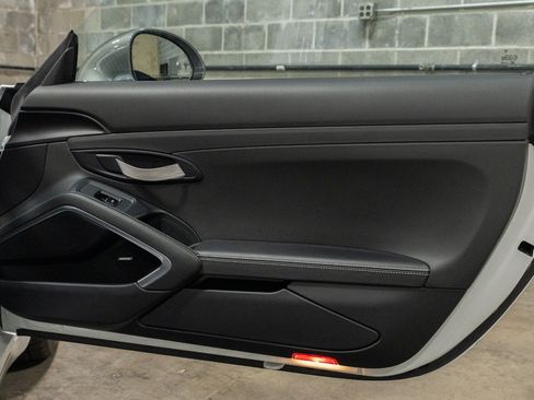 Used 2019 Porsche 911 Carrera T RWD image 61