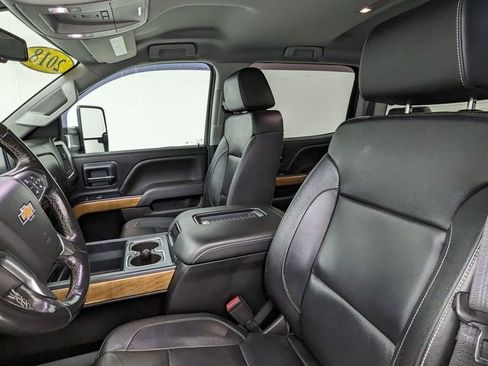 Used 2018 Chevrolet Silverado 2500 LTZ w/ Duramax Plus Package AWD/4WD image 2