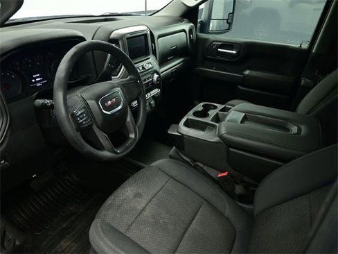 Used 2020 GMC Sierra 2500 4x4 Crew Cab w/ Convenience Package image 17
