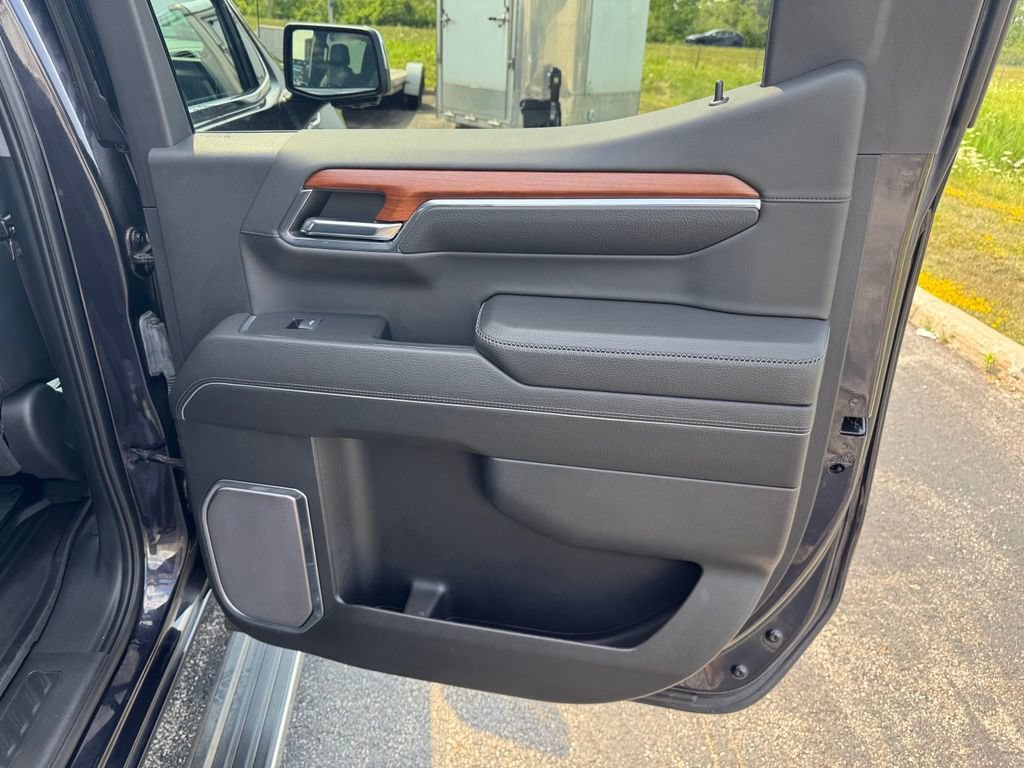 Certified 2023 GMC Sierra 1500 Denali w/ Denali Reserve Package AWD/4WD image 26