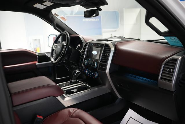 Used 2019 Ford F150 Platinum w/ Equipment Group 701A Luxury AWD/4WD image 23