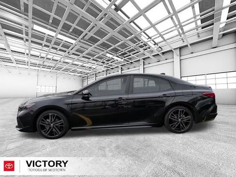 Used 2025 Toyota Camry XSE AWD/4WD image 7