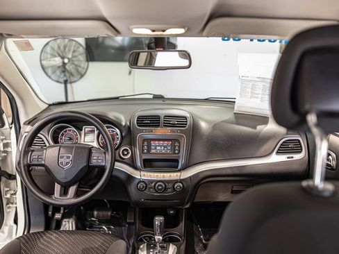 Used 2018 Dodge Journey SE FWD image 33