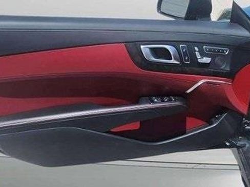 Used 2013 Mercedes-Benz SL 550 image 17