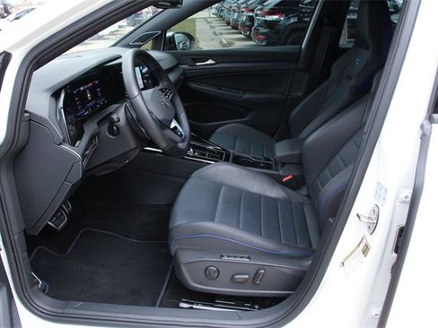 Used 2024 Volkswagen Golf R image 11