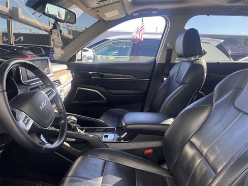 Used 2022 Kia Telluride EX w/ EX Premium Package image 19