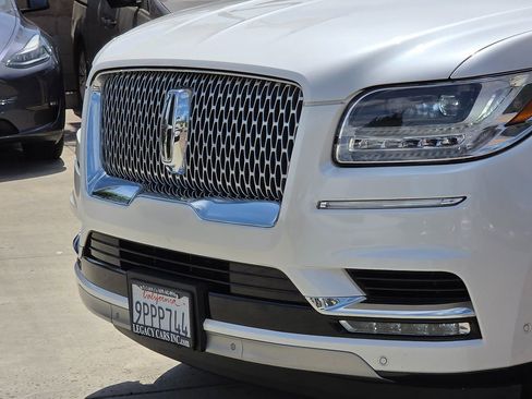 Used 2019 Lincoln Navigator Reserve w/ Cargo Package image 9