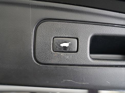 Used 2012 Honda Pilot Touring image 38