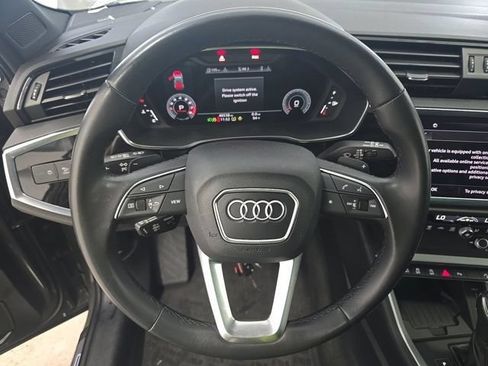 Used 2023 Audi Q3 2.0T Premium Plus w/ Premium Plus Package AWD/4WD image 6