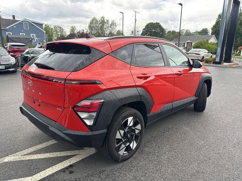 Used 2024 Hyundai Kona SEL w/ Convenience Package AWD/4WD image 5