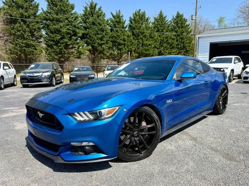 Used 2017 Ford Mustang GT image 1