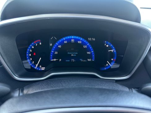 Used 2022 Toyota Corolla Cross XLE FWD image 20