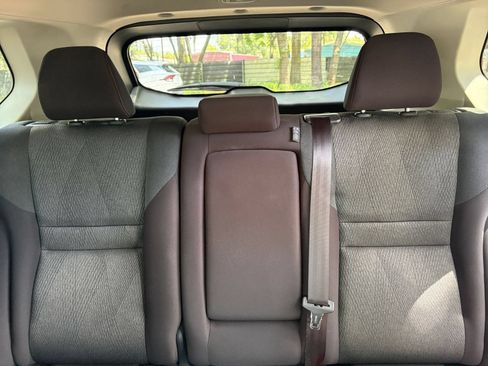 Used 2025 Nissan Rogue SV FWD image 39