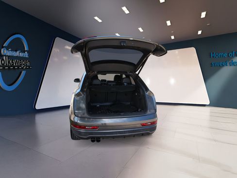 Used 2018 Audi Q3 2.0T Premium image 42