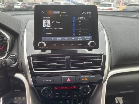 Used 2025 Mitsubishi Eclipse Cross SE image 8