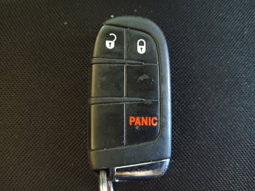 Used 2020 Jeep Renegade Latitude FWD image 32