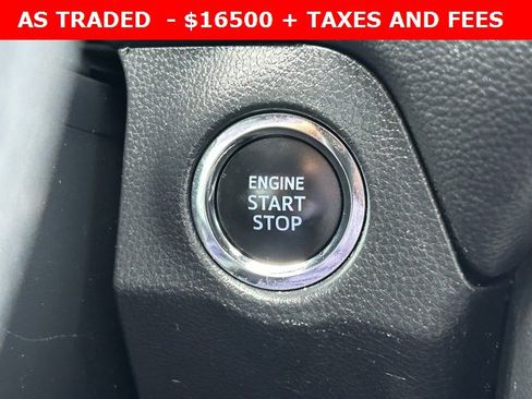 Used 2021 Toyota RAV4 XLE image 26
