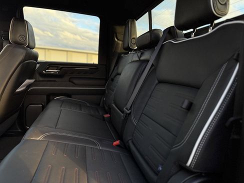 Certified 2025 GMC Sierra 2500 AT4X image 12