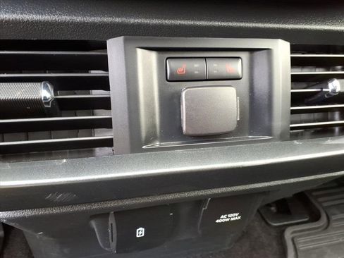 Used 2021 Ford F150 Lariat w/ Equipment Group 502A High image 17