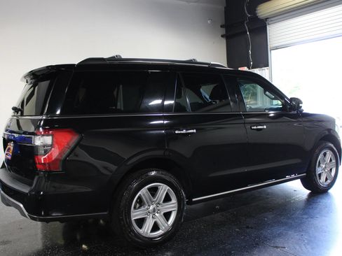 Used 2021 Ford Expedition Limited RWD image 4