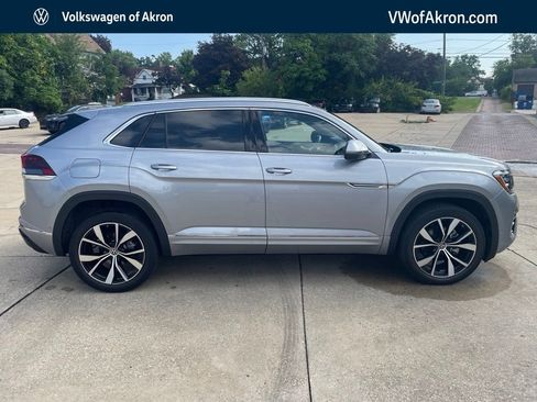 Used 2025 Volkswagen Atlas Cross Sport SEL Premium R-Line AWD/4WD image 1