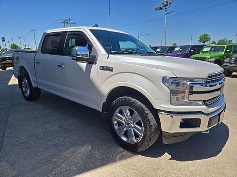 Used 2019 Ford F150 Lariat w/ Equipment Group 502A Luxury AWD/4WD image 12