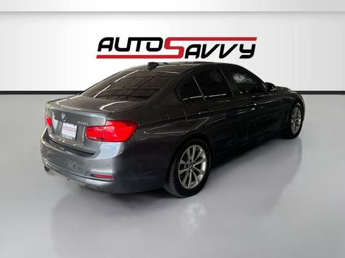 Used 2018 BMW 320i Sedan w/ Convenience Package RWD image 7