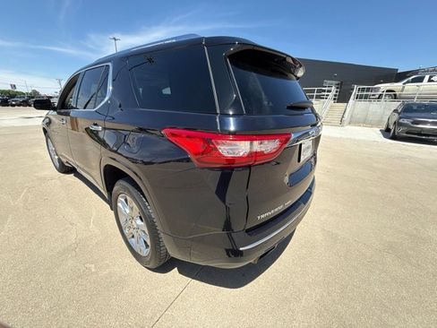 Used 2020 Chevrolet Traverse High Country AWD/4WD image 3