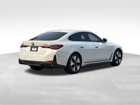 Certified 2023 BMW i4 eDrive40 RWD image 9