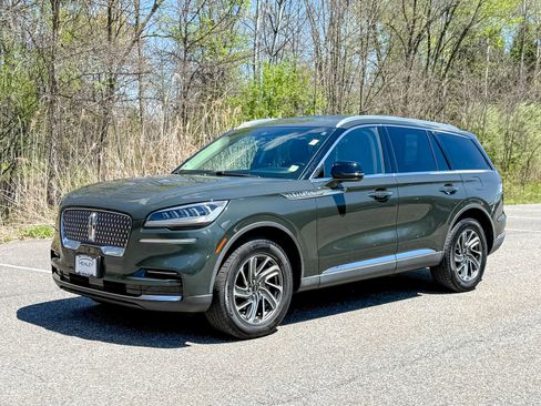 Certified 2022 Lincoln Aviator AWD w/ Elements Package image 3