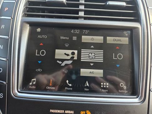Used 2019 Lincoln Nautilus Reserve w/ Driver Assistance Package AWD/4WD image 28