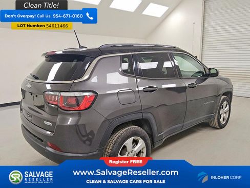 Used 2019 Jeep Compass Latitude w/ Cold Weather Group AWD/4WD image 4