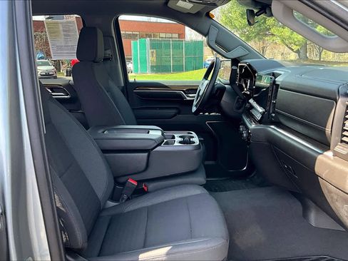 Used 2023 Chevrolet Silverado 1500 RST image 11