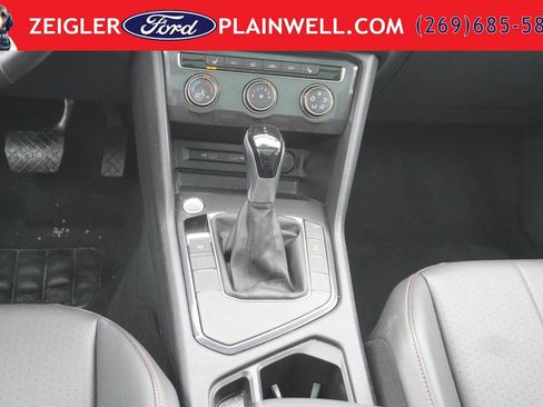 Used 2024 Volkswagen Tiguan Wolfsburg Edition FWD image 17