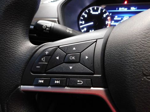 Used 2024 Nissan Altima 2.5 SV image 29