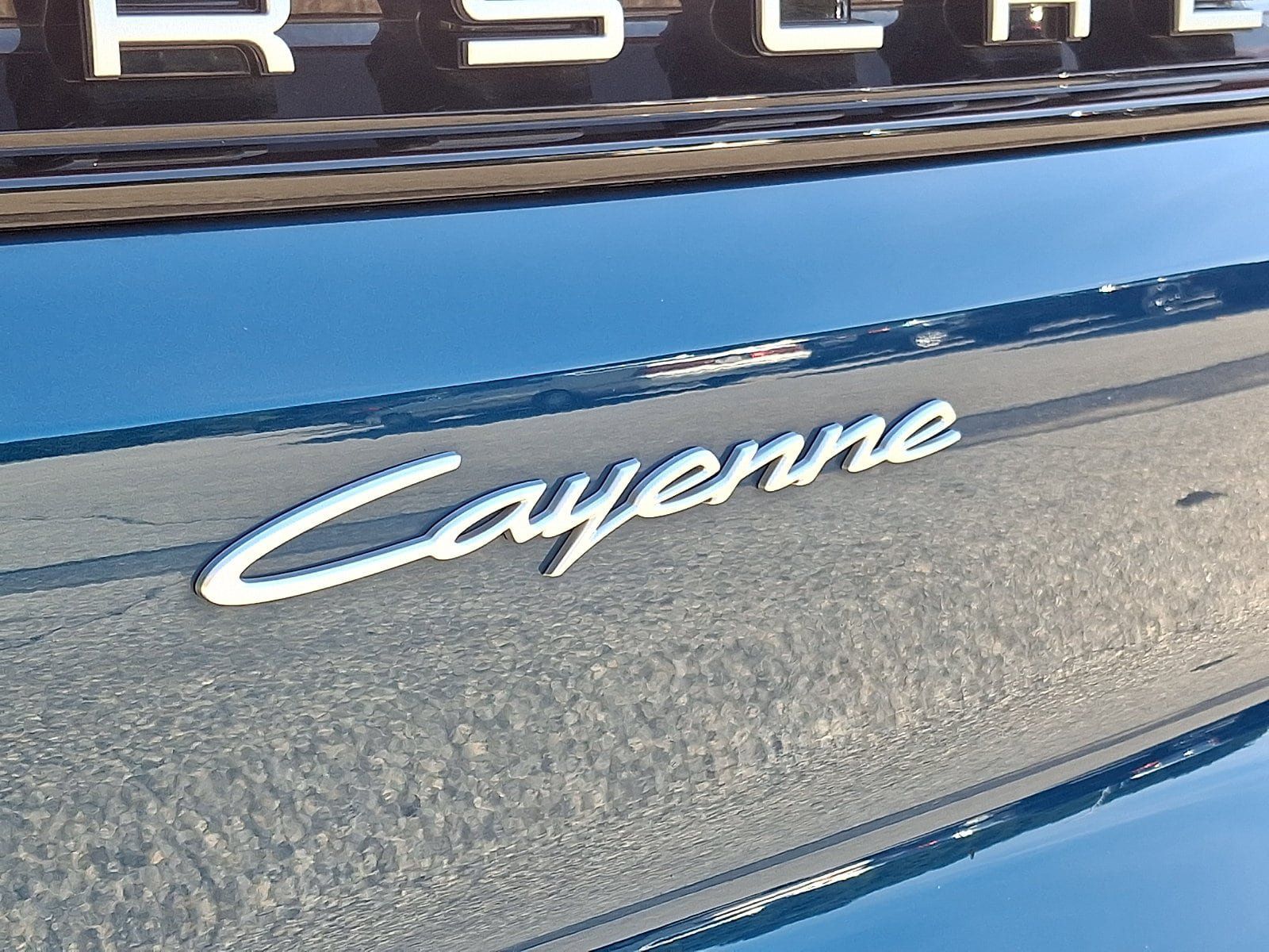 Used 2024 Porsche Cayenne AWD/4WD image 36