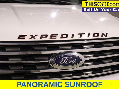 Used 2020 Ford Expedition Max XLT w/ Equipment Group 202A RWD image 12