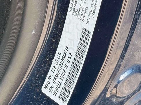 Used 2021 RAM 1500 Limited AWD/4WD image 18
