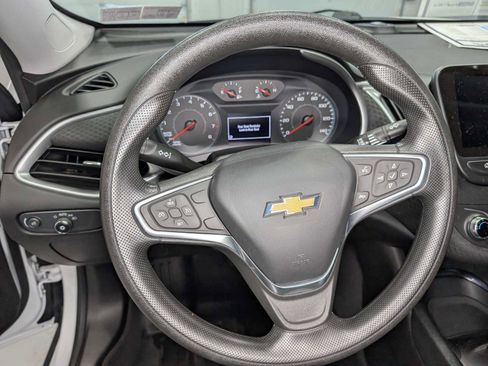 Certified 2022 Chevrolet Malibu LT FWD image 34