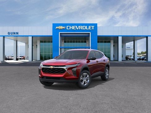 New 2026 Chevrolet Trax LS image 8