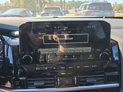 New 2025 Nissan Pathfinder SL image 20