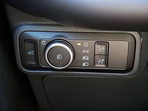 Used 2025 Ford Explorer ST w/ Sun And Sound Package AWD/4WD image 19